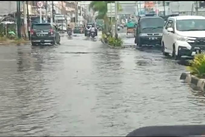Waspada Banjir Rob, BPBD Riau Ingatkan Warga yang Tinggal di Wilayah Pesisir
