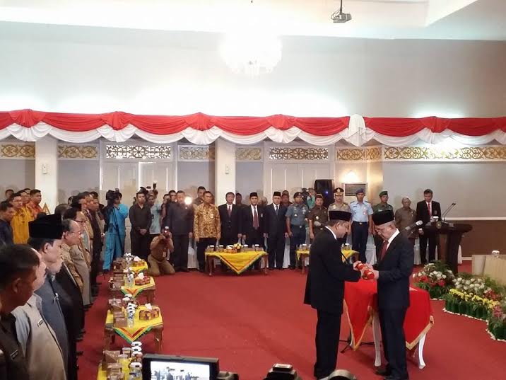 Hijazi Resmi Menjabat Sekdaprov Riau