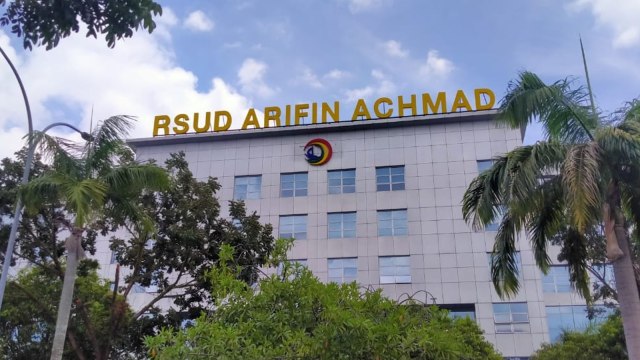 Ini Klarifikasi RSUD Arifin Achmad Terkait Jenazah Keluarga DPRD ditelantarkan