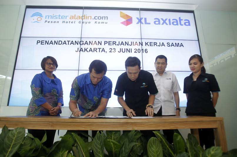 Siap Angkat Potensi Industri Data Center Khususnya di Pulau Sumatera & Kalimantan