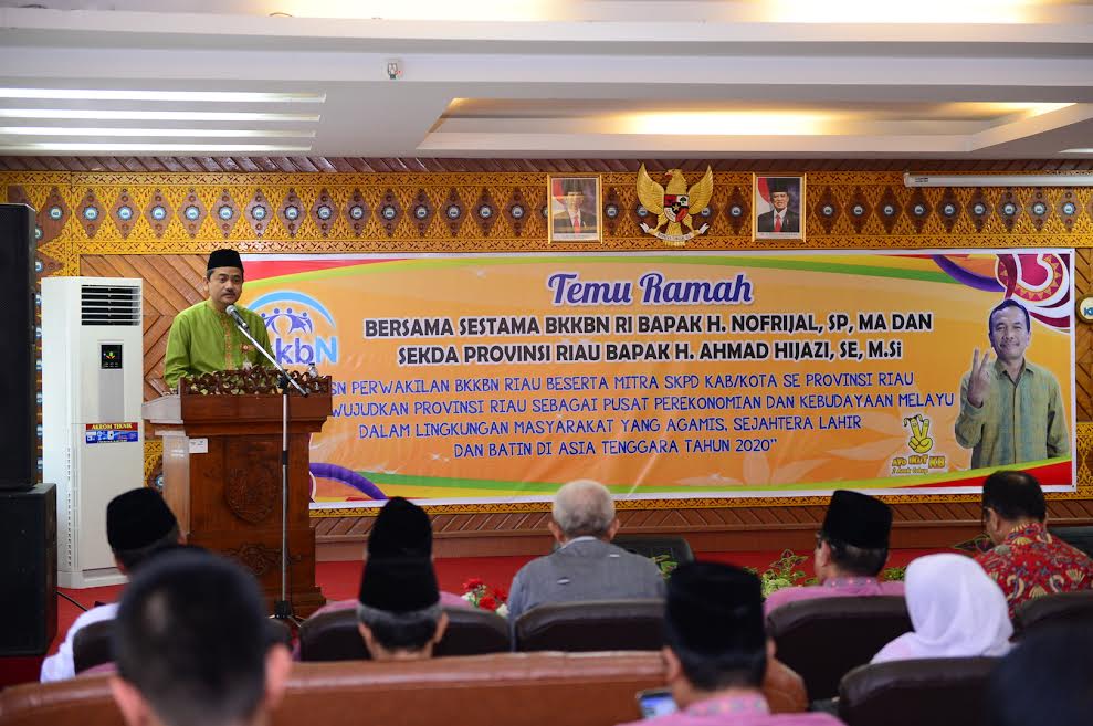 Sekda Prov Riau Hadiri Acara Temu Ramah dengan BKKBN