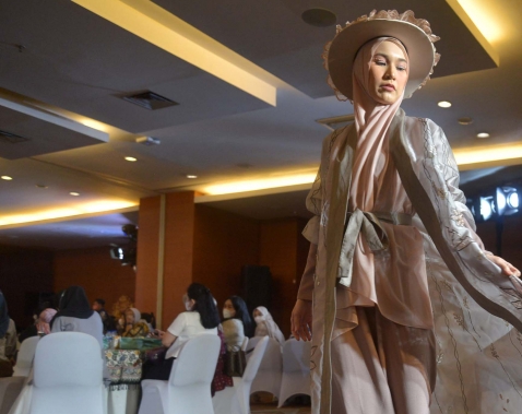 Asosiasi Ungkap Kendala Wujudkan Indonesia Jadi Pusat Fashion Muslim Dunia