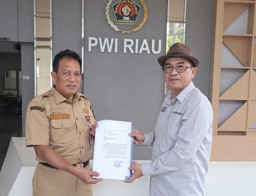 PWI Riau Terima Surat Dukungan Resmi untuk HPN 2025 Dari Pemprov Riau