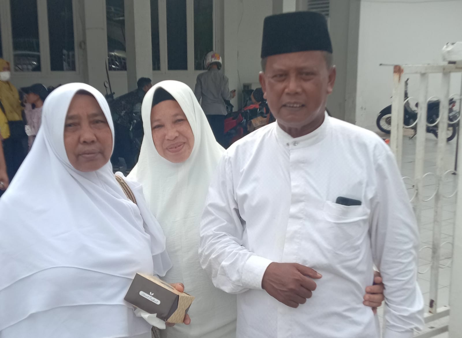 Ketua DPC Gerindra Rohil Turut Serta Menunaikan Ibadah Haji