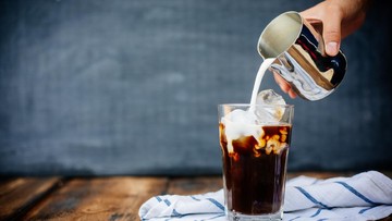Resep Es Kopi Susu Kekinian ala Barista Kafe, Mudah Dicoba di Rumah