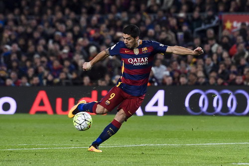 Barcelona Istirahatkan Luis Suarez