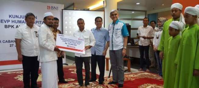 BNI Serahkan Bantuan CSR di Tanjung Balai Karimun 