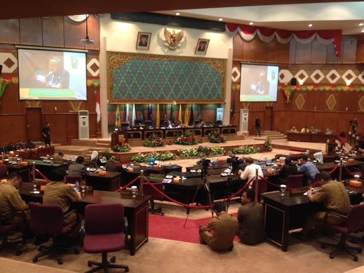 DPRD Riau Menggelar Tiga Agenda Rapat Paripurna Sekaligus