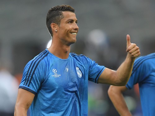 Cristiano Ronaldo Resmi Perpanjang Kontrak Bersama Real Madrid