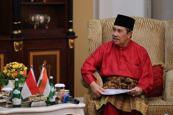 Gubernur: “Bankeu Rp8,3 Miliar Pemprov Riau Bukan untuk Sembako”