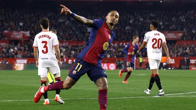 Barcelona Luar Biasa: Hajar Sevilla 4-1 Meski dengan 10 Pemain