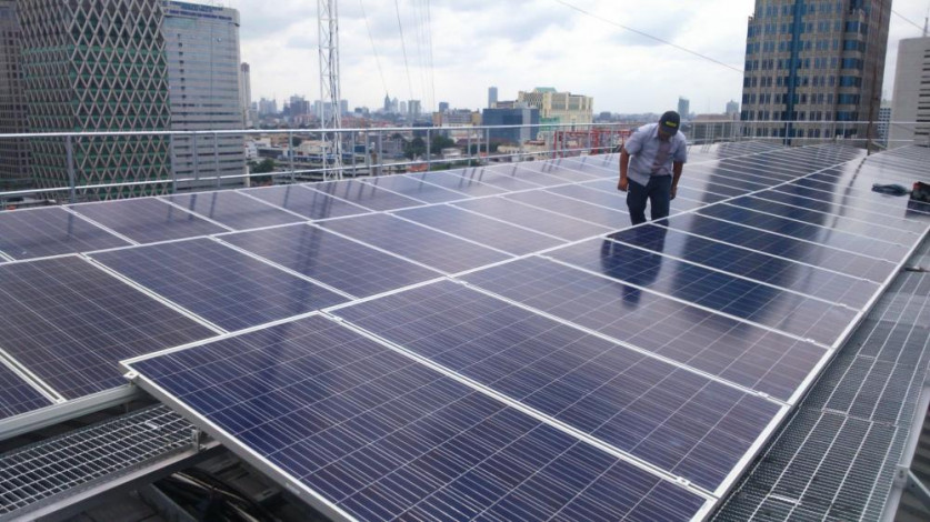Riau Berencana Bangun PLTS Rooftop di Gedung-gedung Pemerintahan