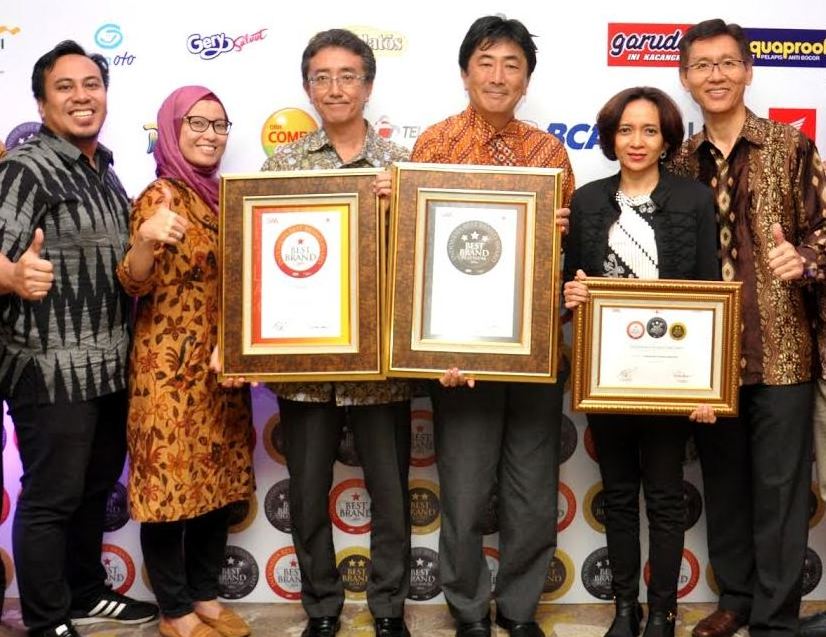 Raih Double Platinum Brand dan Golden Brand Indonesia Best Brand Award 2016