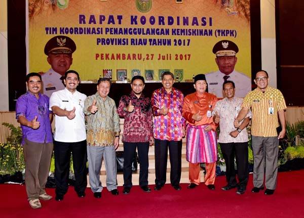 Wakil Bupati H.Rosman Malomo Hadiri Rakoor TKPK Provinsi Riau Th 2017