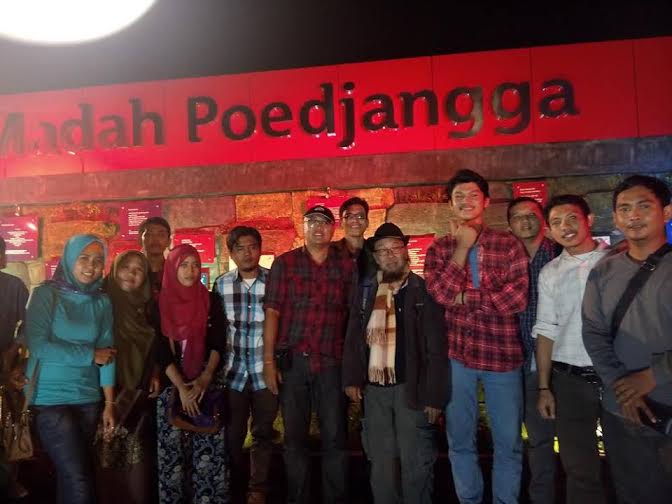 Taman Madah Poedjangga, Tembok Pelecut Kreativitas Penyair Riau