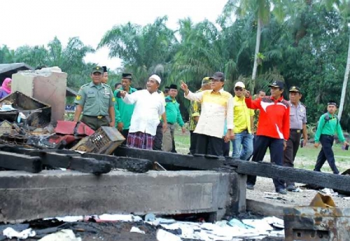 Bupati Inhil Tinjau Kebakaran di Ponpes Anwarul Ulum