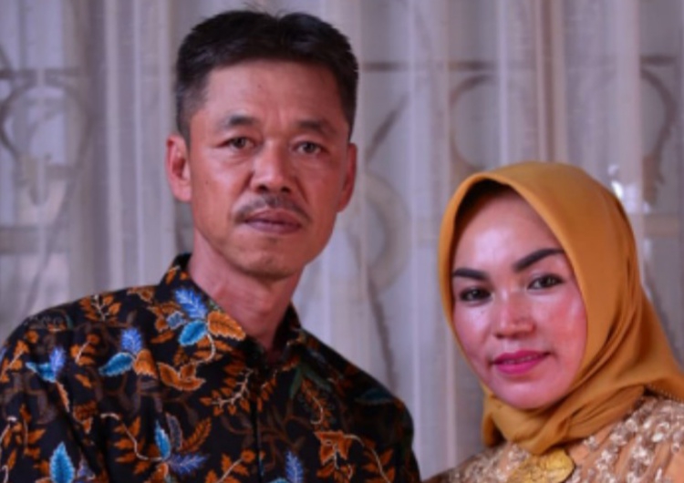 Bupati Rohil Afrizal Sintong dan Istri Akan Mendapat Gelar Ningrat Dari Keraton Surakarta