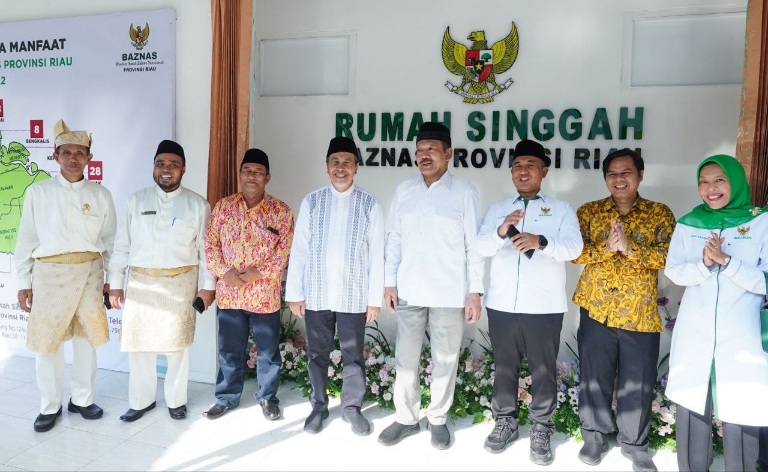 Gubri Syamsuar Resmikan Kantor Baznas Riau