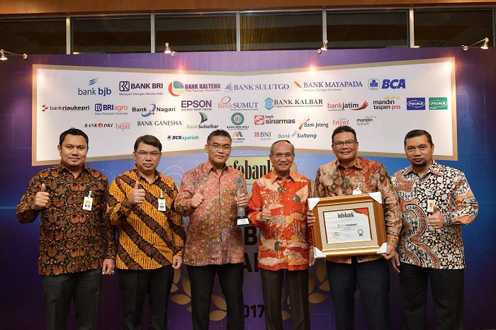 Bank Riau Kepri Kembai Raih Platinum Award KInerja Keuangan Dengan Predikat Sangat Bagus