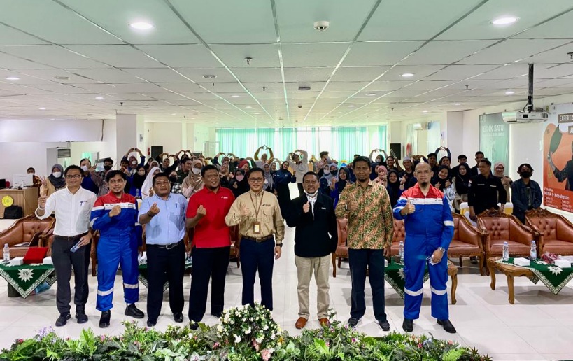 PHR - Forwamig Riau Gelar PHR Goes To Campus di UMRI, Rektor: Menulis di Era Digital Sangat Penting