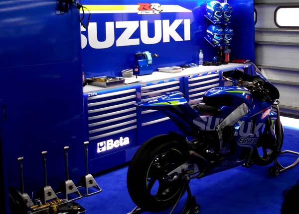 “Team Suzuki Ecstar Ingin Penuh Aksi Di Malaysian GP“