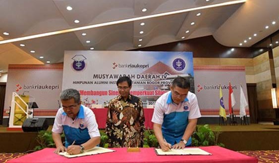 Himpunan Alumni IPB dan Bank Riau Kepri Jalin Kerjasama