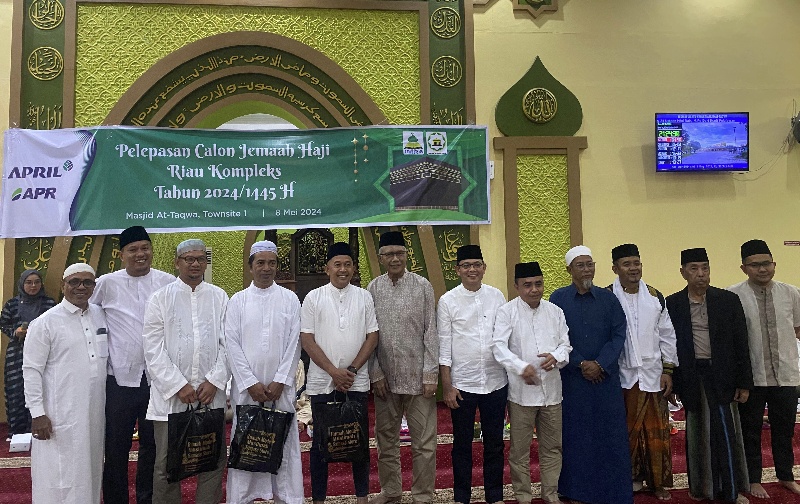 Program Haji RAPP Beri Kesempatan 9 Karyawan Tunaikan Ibadah ke Tanah Suci Makkah