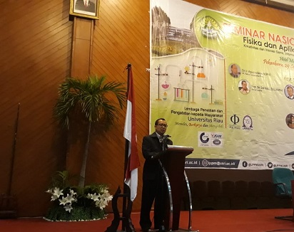 Universitas Riau Tuan Rumah Seminar Nasional Fisika