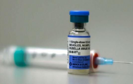 Kemenkes Proses Sertifikasi Halal Vaksin MR