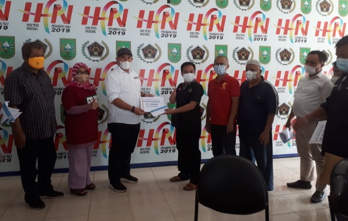 PWI Riau Gulirkan Rp100 Juta Dana Ketahanan Pangan untuk Wartawan
