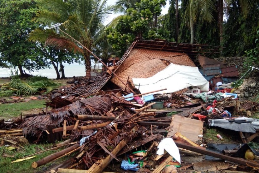 Ratusan Karyawan PLN dan Kemenpora Hilang di Tanjung Lesung