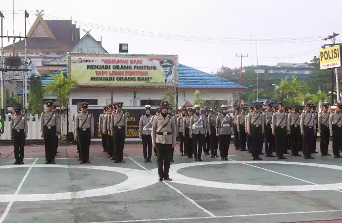 Sempena Hari Kartini 2018, Ada yang Berbeda dalam Pelaksanaan Upacara di Polres Inhil