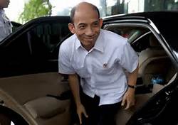 Keputusan Jokowi Angkat Arcandra Jadi Wamen ESDM Dinilai Cacat Hukum