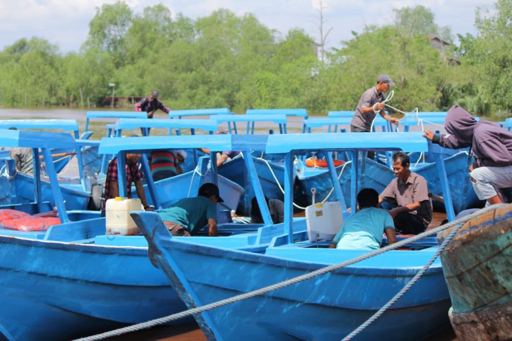 Pemprov Riau Bantu 22 Kapal Katinting untuk 6 Kelompok Nelayan