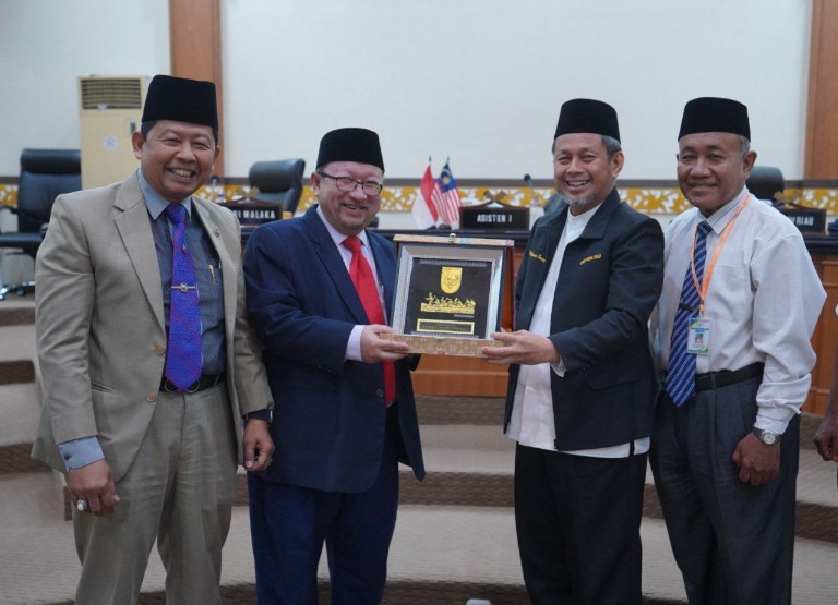 Jalin Kerja sama dengan Sejumlah Perguruan Tinggi, Conselor University Melaka Kunjungi Riau