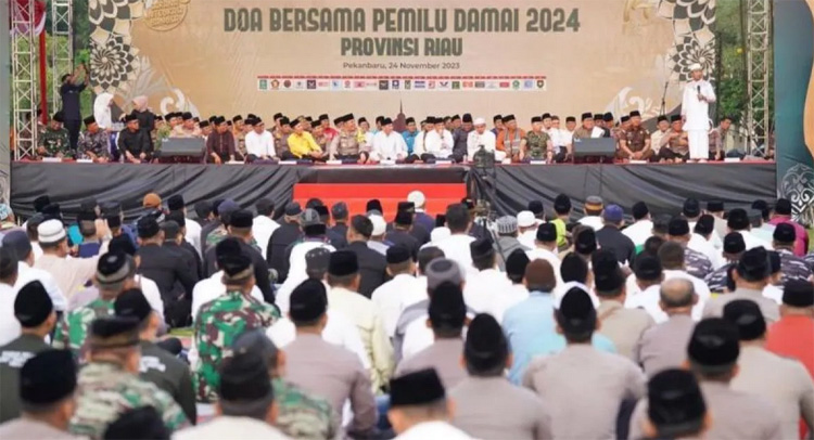 Undang Ustadz Das'ad Latif, Polda Riau Gelar Doa Bersama Wujudkan Pemilu Damai